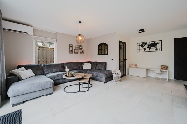 Medium property photo - Seinestraat 53, 3207 CJ Spijkenisse